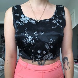 crop top